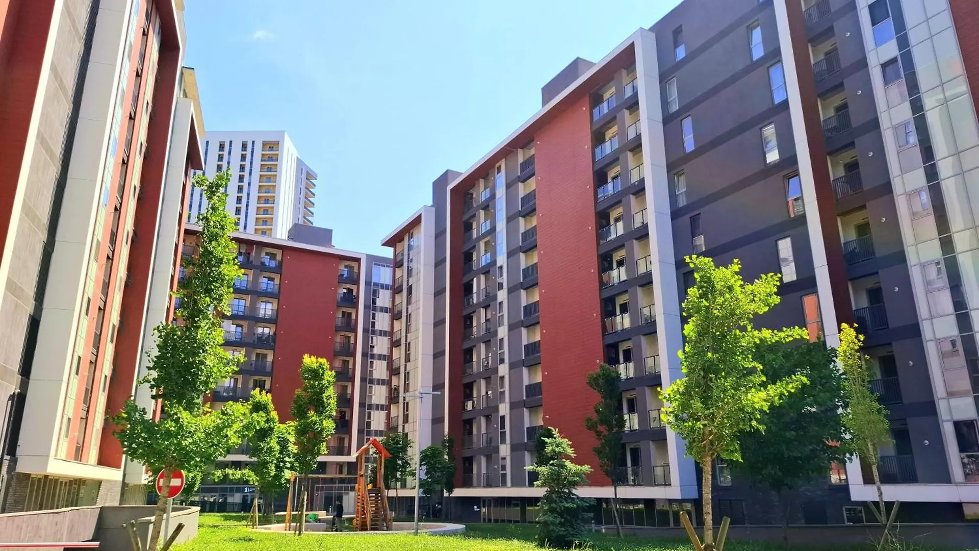 Lovely Studio Apartment In M3 Saburtalo-District. Tbilisi 0*,  Gruzja